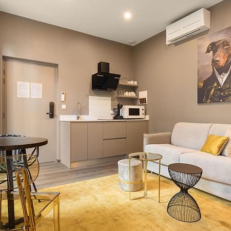 Legend Majestic - Parking Prive Gratuit- Climatisation - Gare - Centre Ville มากง ภายนอก รูปภาพ