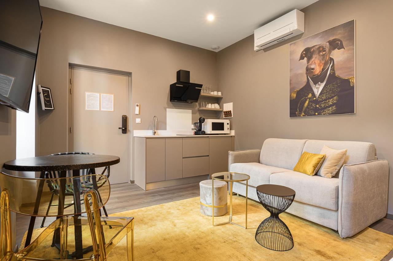 Legend Majestic - Parking Prive Gratuit- Climatisation - Gare - Centre Ville มากง ภายนอก รูปภาพ
